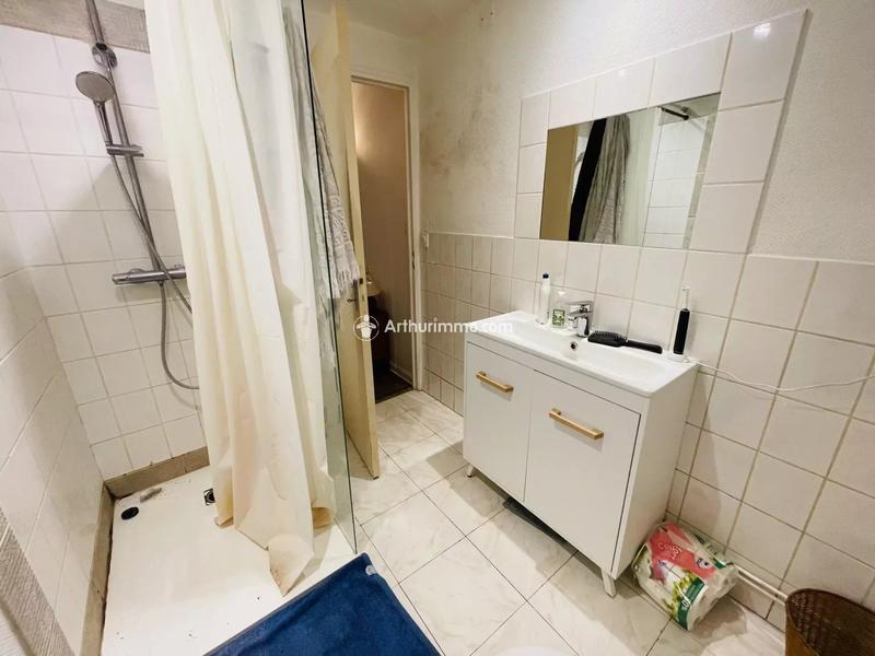 Immeuble - 214 m² - 6 pièces