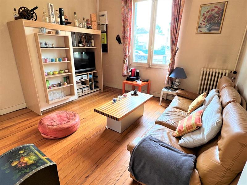 Maison - 228 m² - 6 pièces