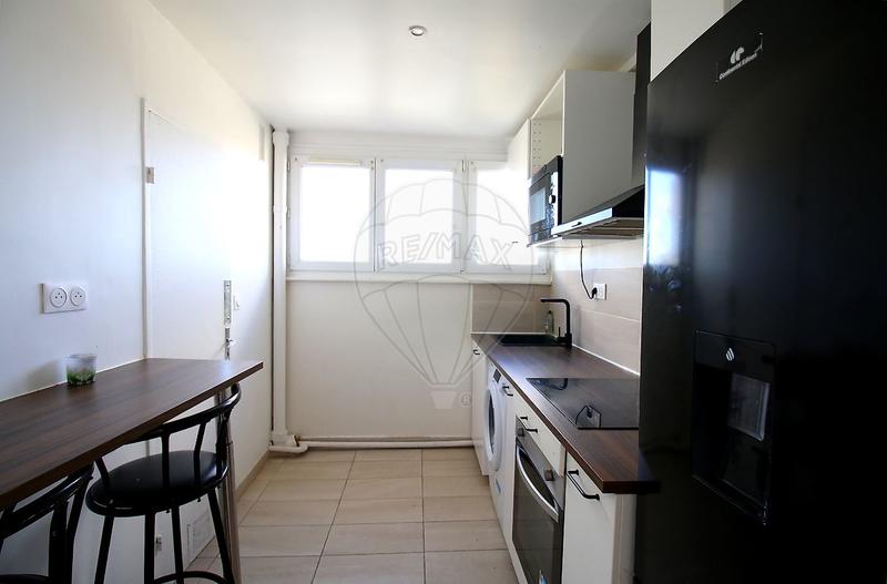 Appartement - 81 m² - 5 pièces