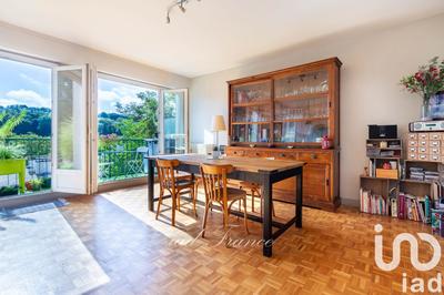 Appartement - 100 m² - 5 pièces