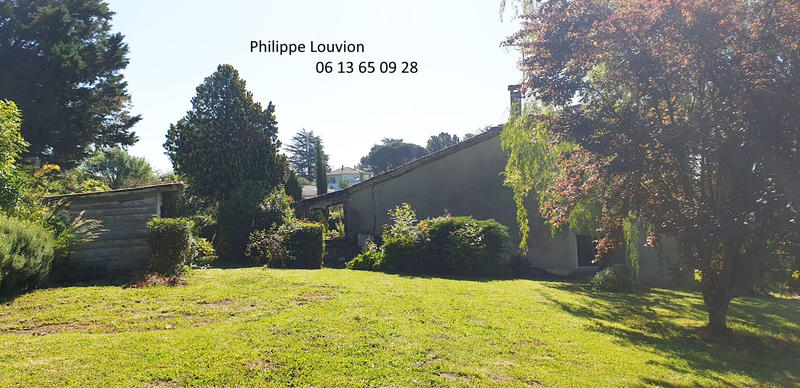 Maison - 201 m² - 9 pièces