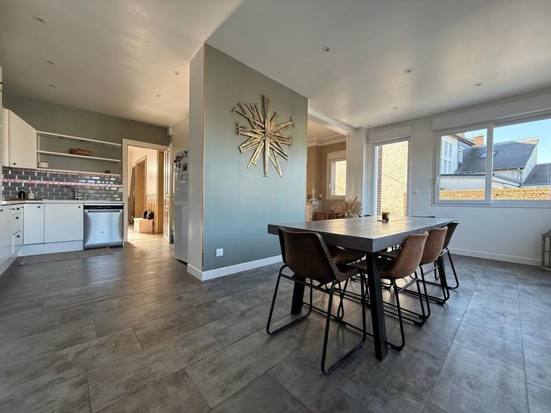 Maison - 140 m² - 3 pièces