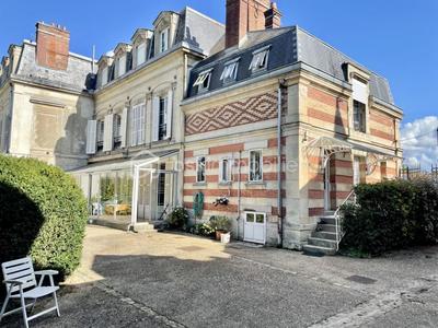 Maison bourgeoise - 426 m² - 14 pièces