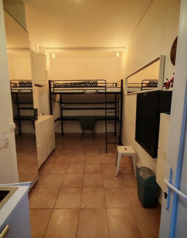 Studio - 10 m² - 1 pièce