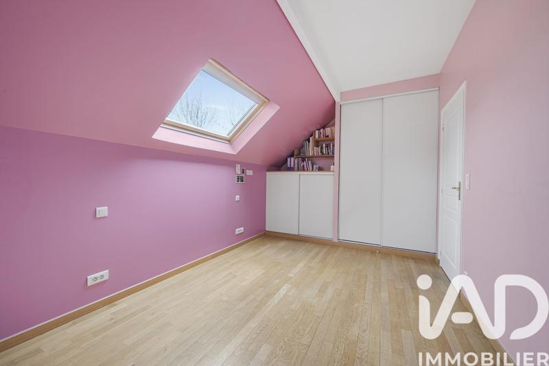 Maison - 251 m² - 10 pièces