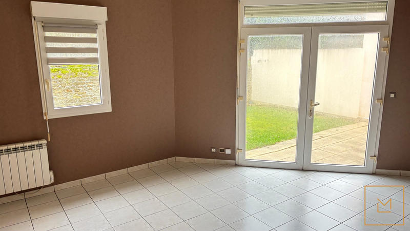 Maison - 90 m² - 5 pièces