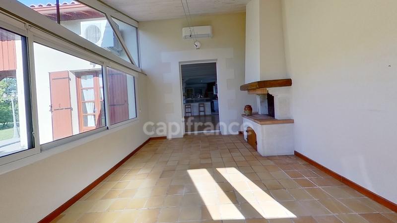 Maison - 163 m² - 7 pièces