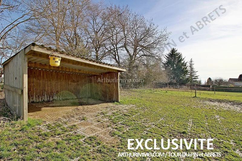 Maison - 220 m² - 7 pièces