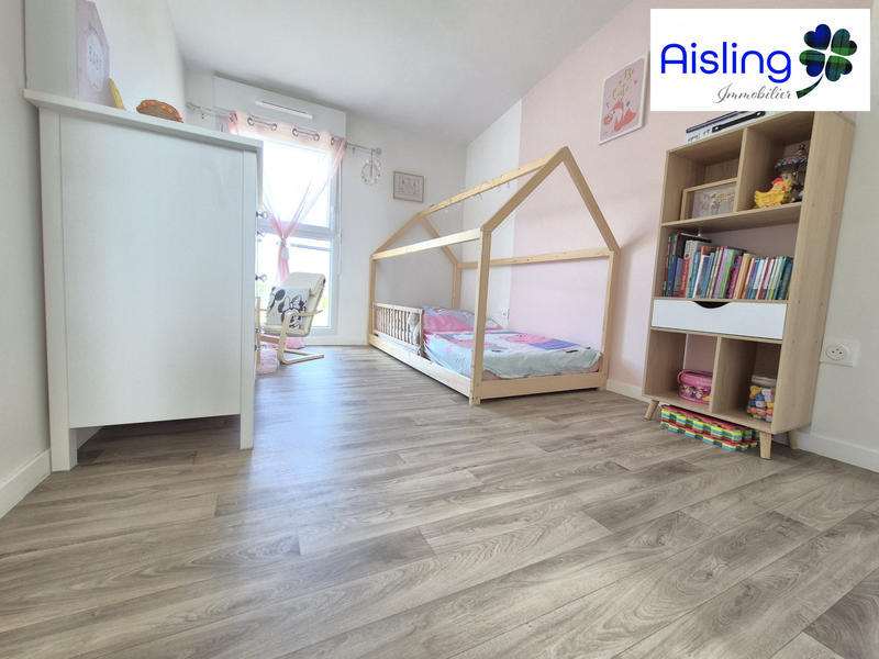 Maison - 93 m² - 4 pièces