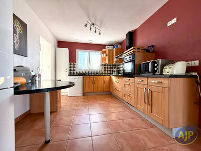 Maison - 135 m² - 6 pièces