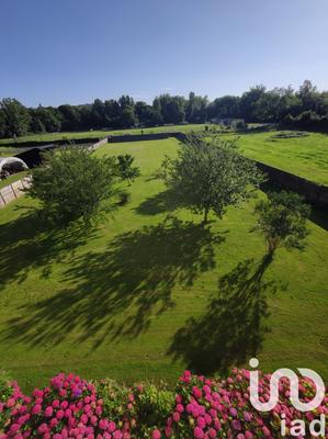 Maison - 282 m² - 10 pièces