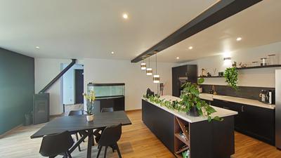 Loft - 171 m² - 5 pièces