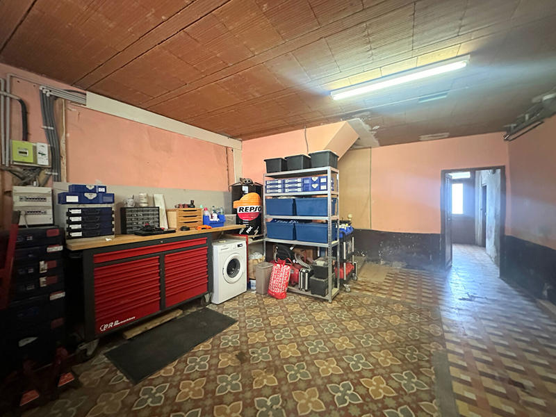 Maison - 245 m² - 11 pièces