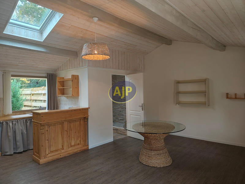 Maison - 88 m² - 4 pièces