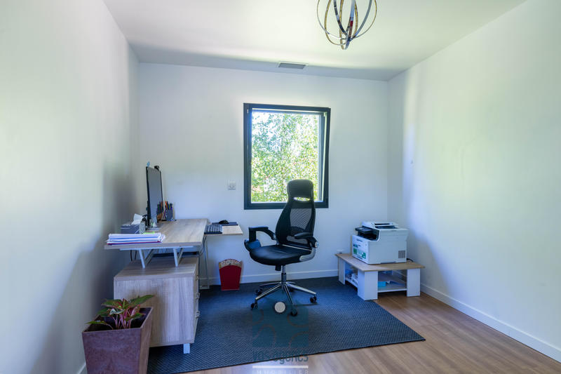 Maison - 160 m² - 5 pièces