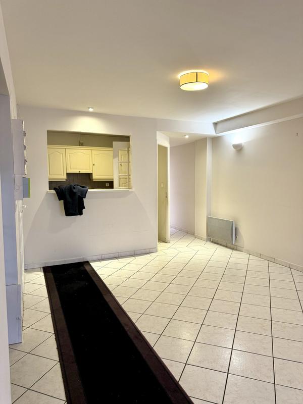 Appartement - 80 m² - 3 pièces