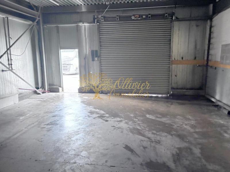 Entrepôt - 289 m²