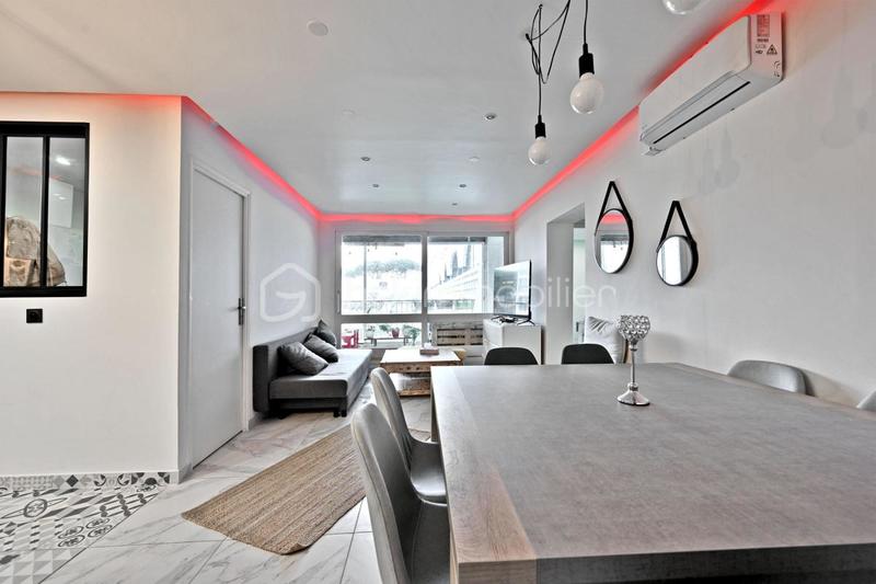 Appartement - 56 m² - 3 pièces