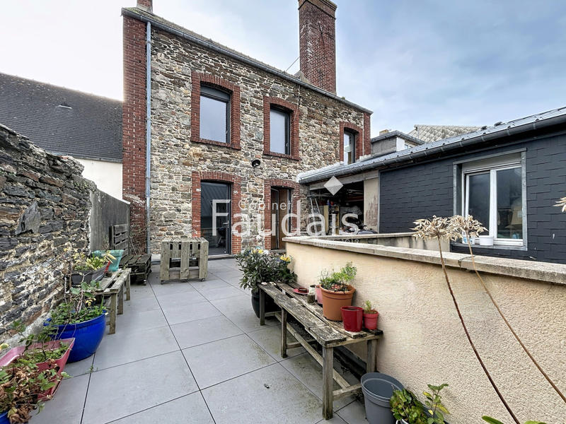 Appartement - 118 m² - 6 pièces