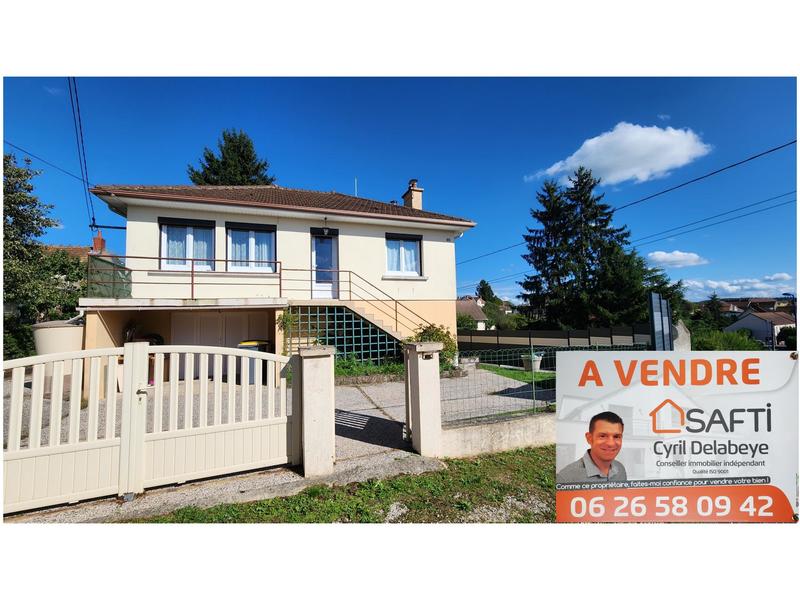 Maison - 92 m² - 4 pièces