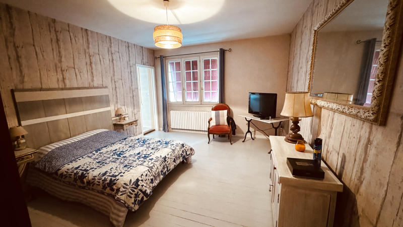 Maison - 189 m² - 6 pièces