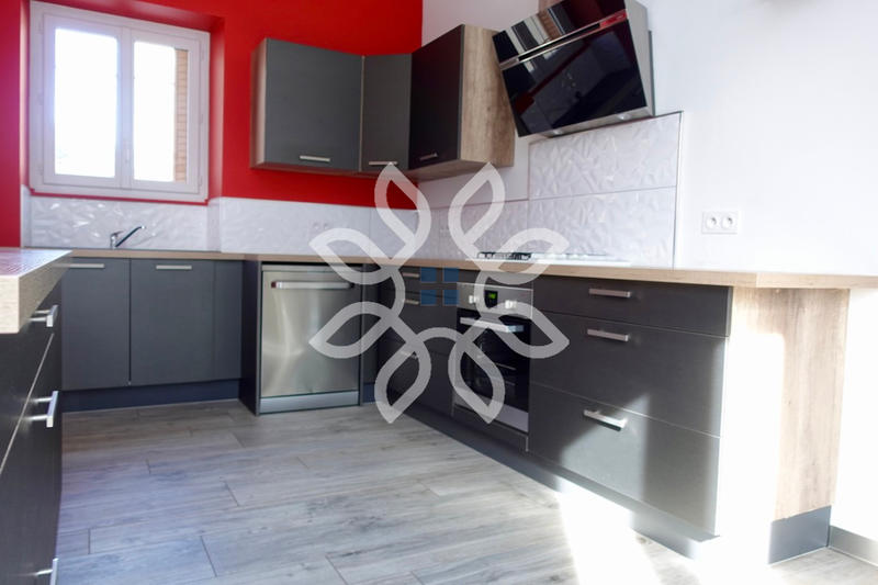 Maison - 94 m² - 4 pièces