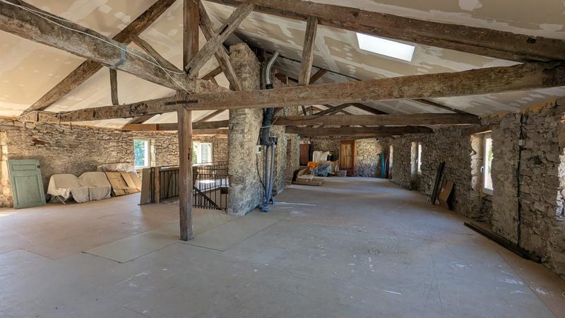 Maison - 257 m² - 7 pièces