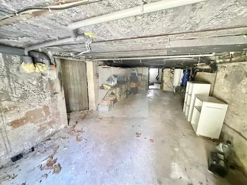 Maison - 97 m² - 5 pièces