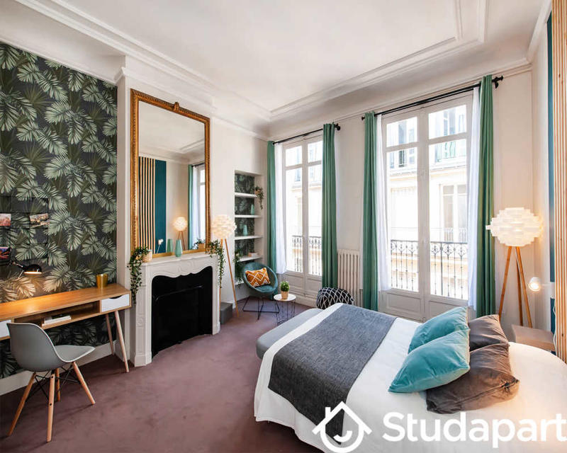 Chambre - 220 m² - 1 pièce