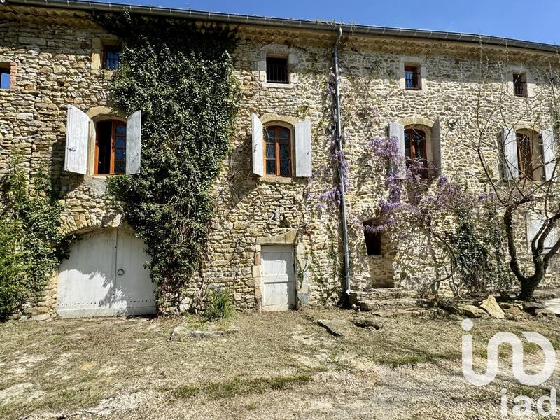 Maison - 243 m² - 9 pièces