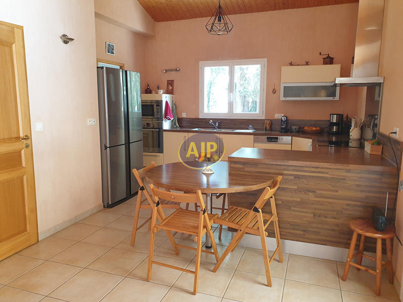 Maison - 160 m² - 5 pièces