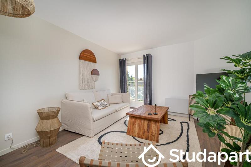 Chambre - 10 m² - 1 pièce