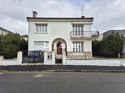 Maison ancienne - 177 m² - 7 pièces