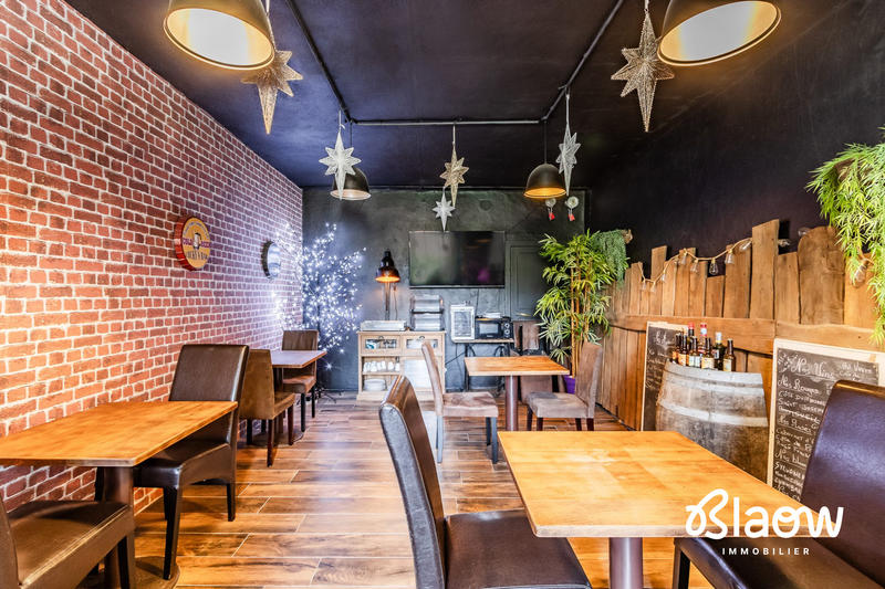 Maison contemporaine - 215 m² - 11 pièces