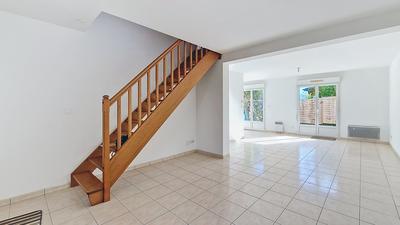 Maison traditionnelle - 101 m² - 4 pièces