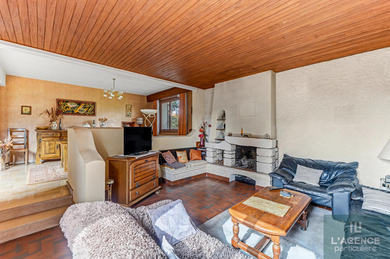 Maison - 140 m² - 5 pièces