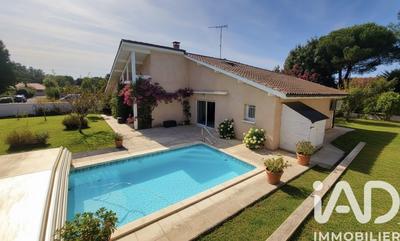 Maison - 185 m² - 5 pièces