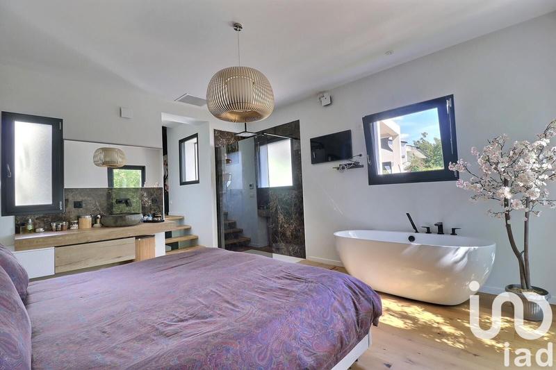 Maison de maîtres - 175 m² - 7 pièces