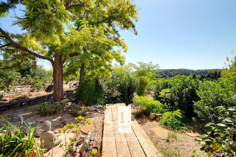 Villa - 295 m² - 5 pièces