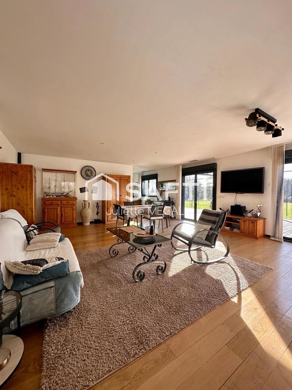 Maison - 140 m² - 4 pièces