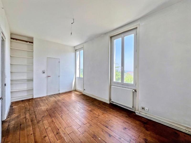 Maison - 86 m² - 4 pièces