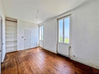 Maison - 86 m² - 4 pièces