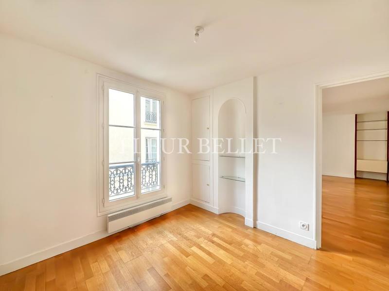 Appartement - 83 m² - 5 pièces