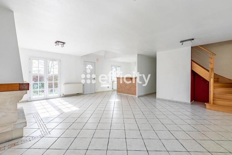 Maison - 115 m² - 7 pièces