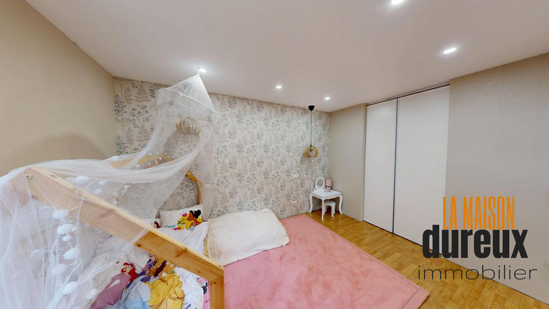 Maison ancienne - 170 m² - 6 pièces