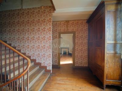 Maison - 350 m² - 12 pièces