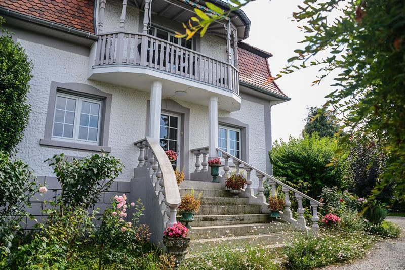 Maison - 250 m² - 10 pièces