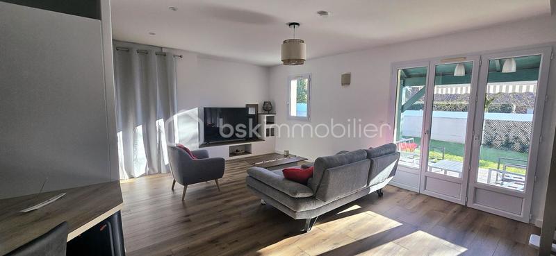 Maison - 155 m² - 6 pièces