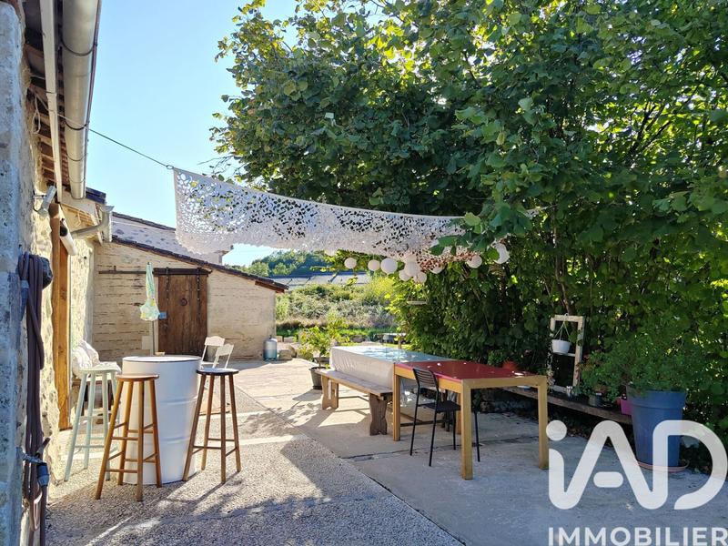 Maison - 196 m² - 5 pièces