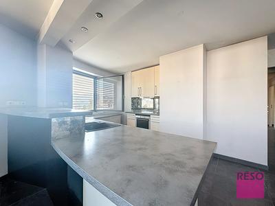 Appartement - 102 m² - 4 pièces